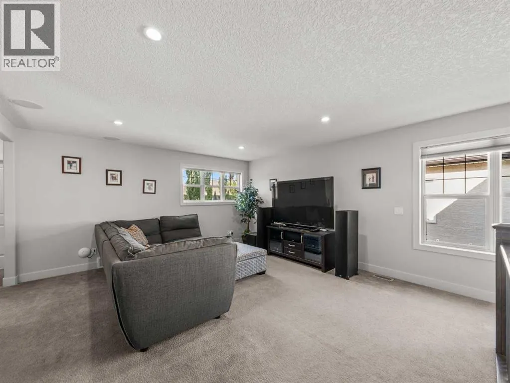 95 Mahogany Manor SE