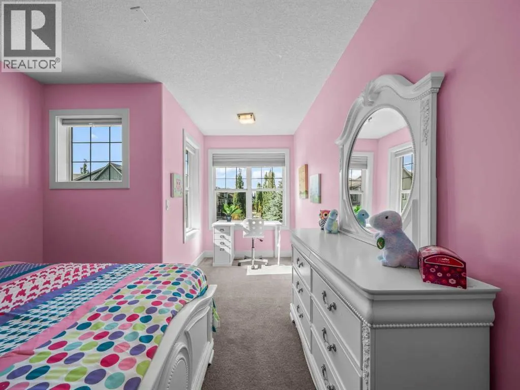 95 Mahogany Manor SE