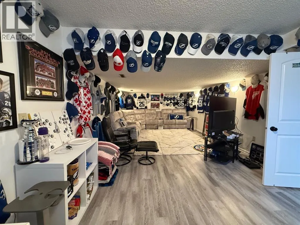10213 97 Ave