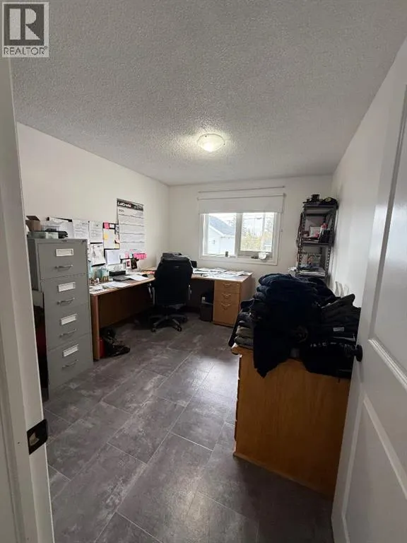 10213 97 Ave