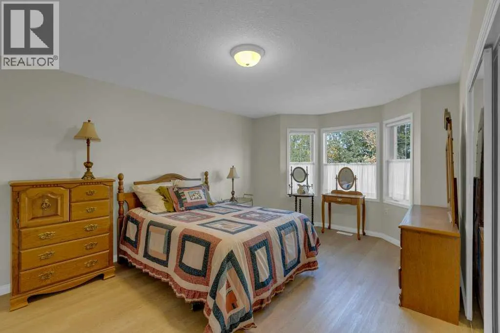 129 Covenant Bay