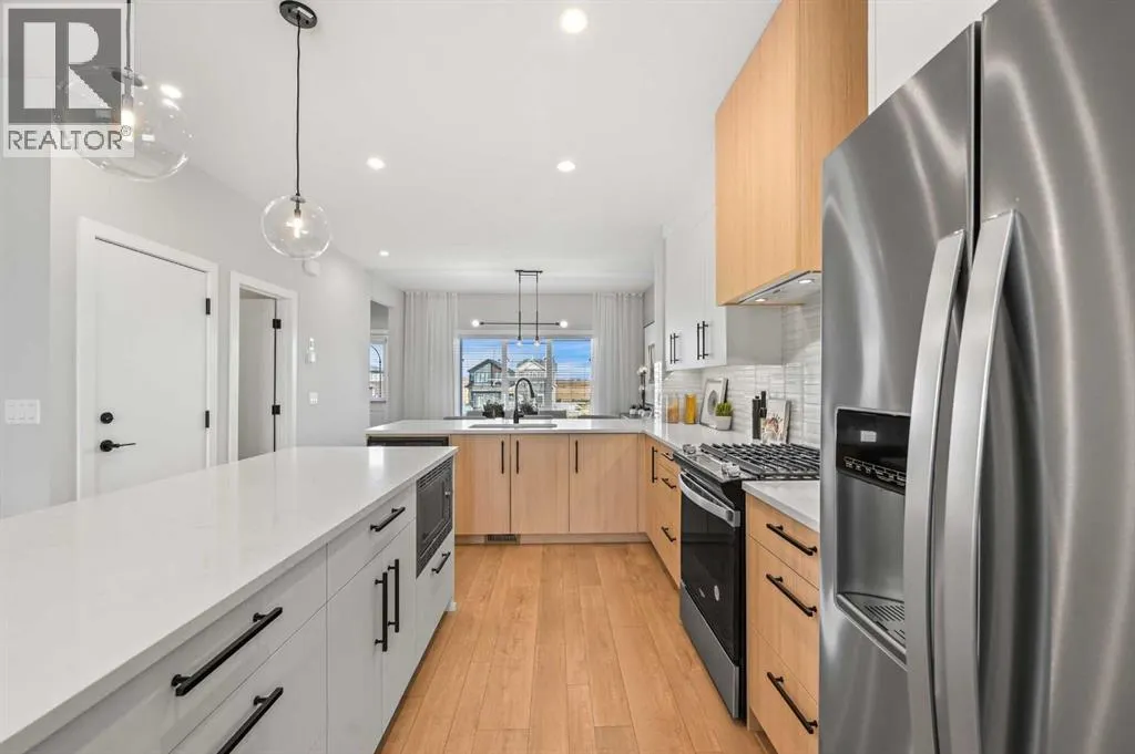 63 Raven Point SE
