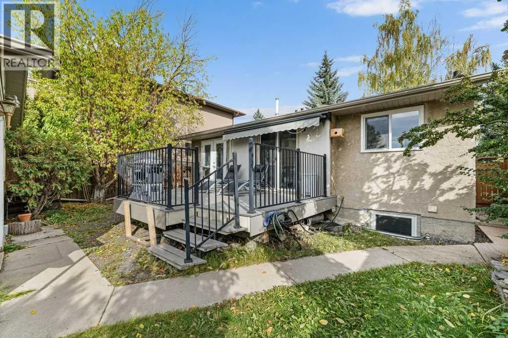 488 Bracewood Crescent SW
