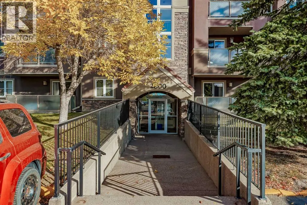 34, 2834 Edenwold Heights NW