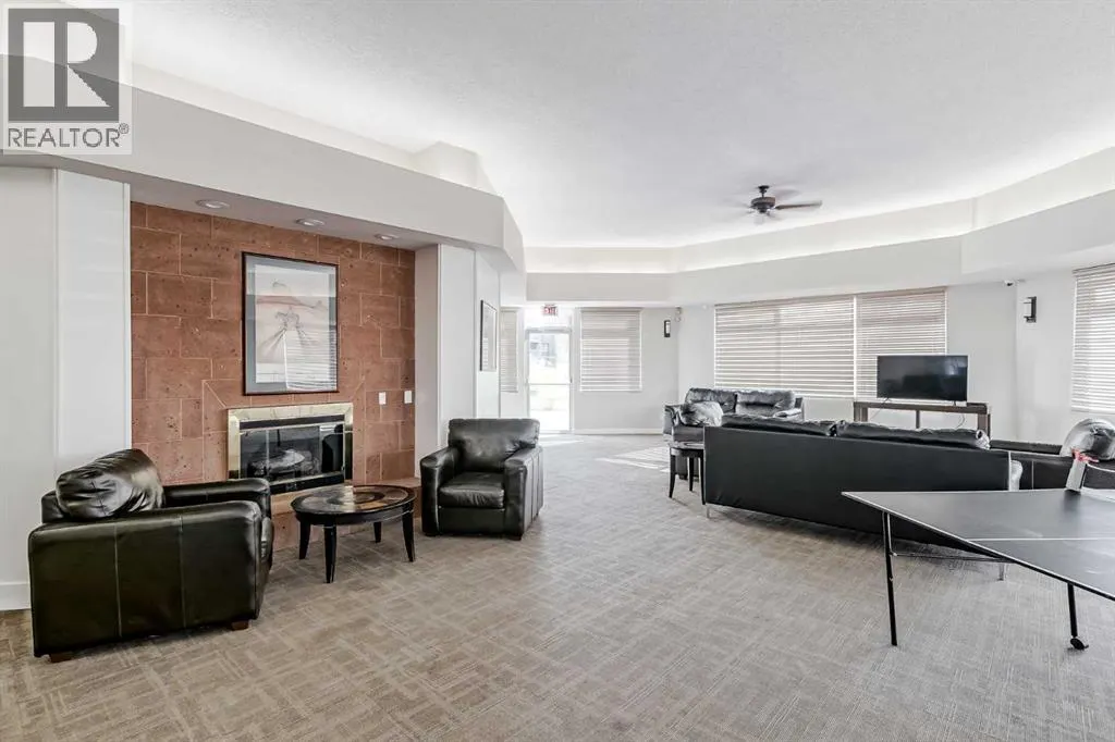 34, 2834 Edenwold Heights NW