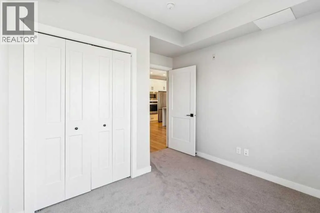 5106, 200 Seton Circle SE