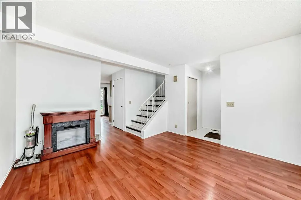 #11, 380 Bermuda Drive NW