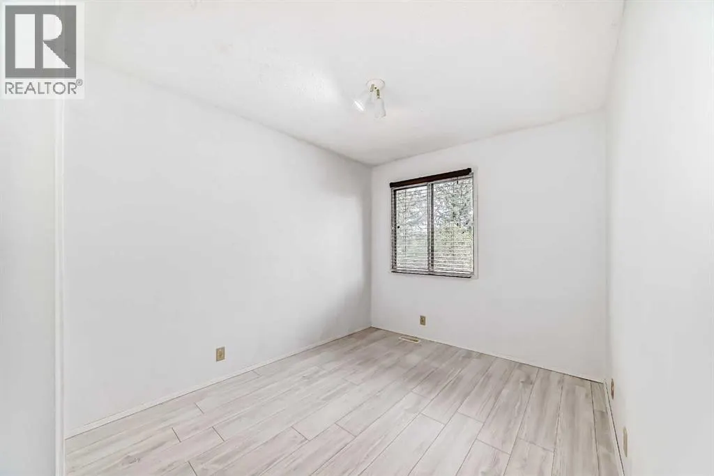 #11, 380 Bermuda Drive NW