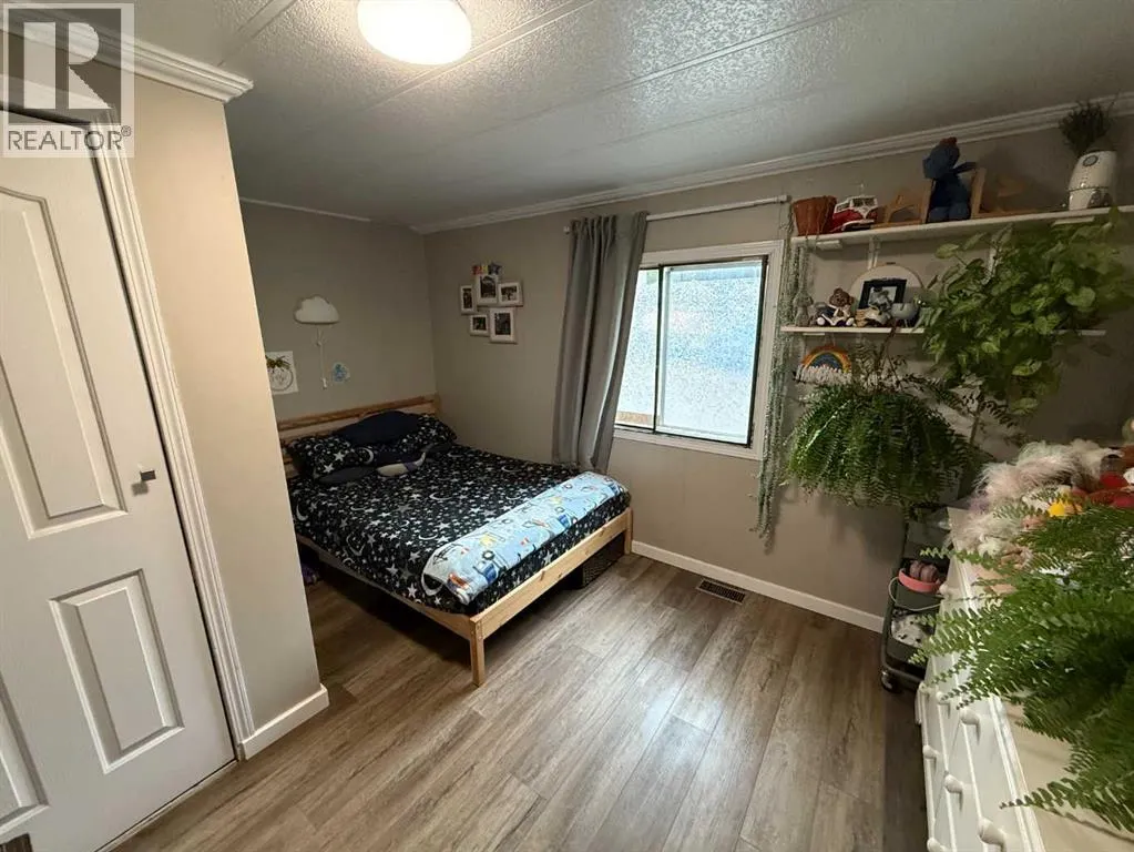 11A, 145 East River