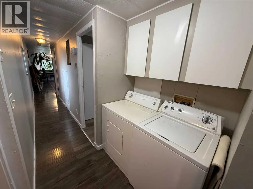 11A, 145 East River