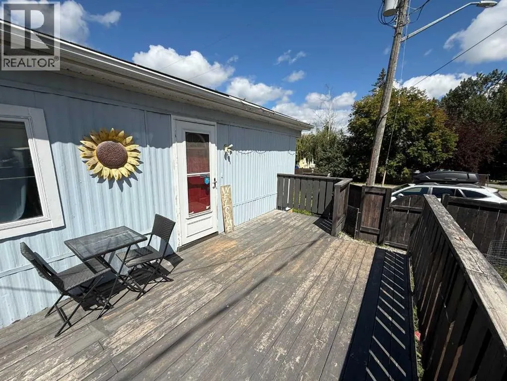 11A, 145 East River