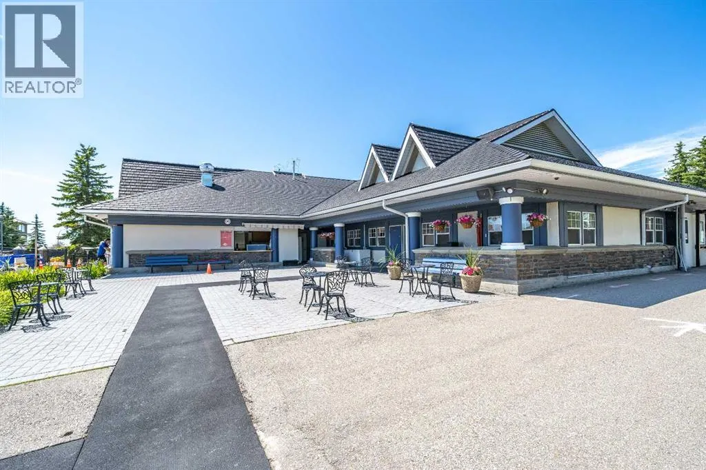 828 Arbour Lake Road NW