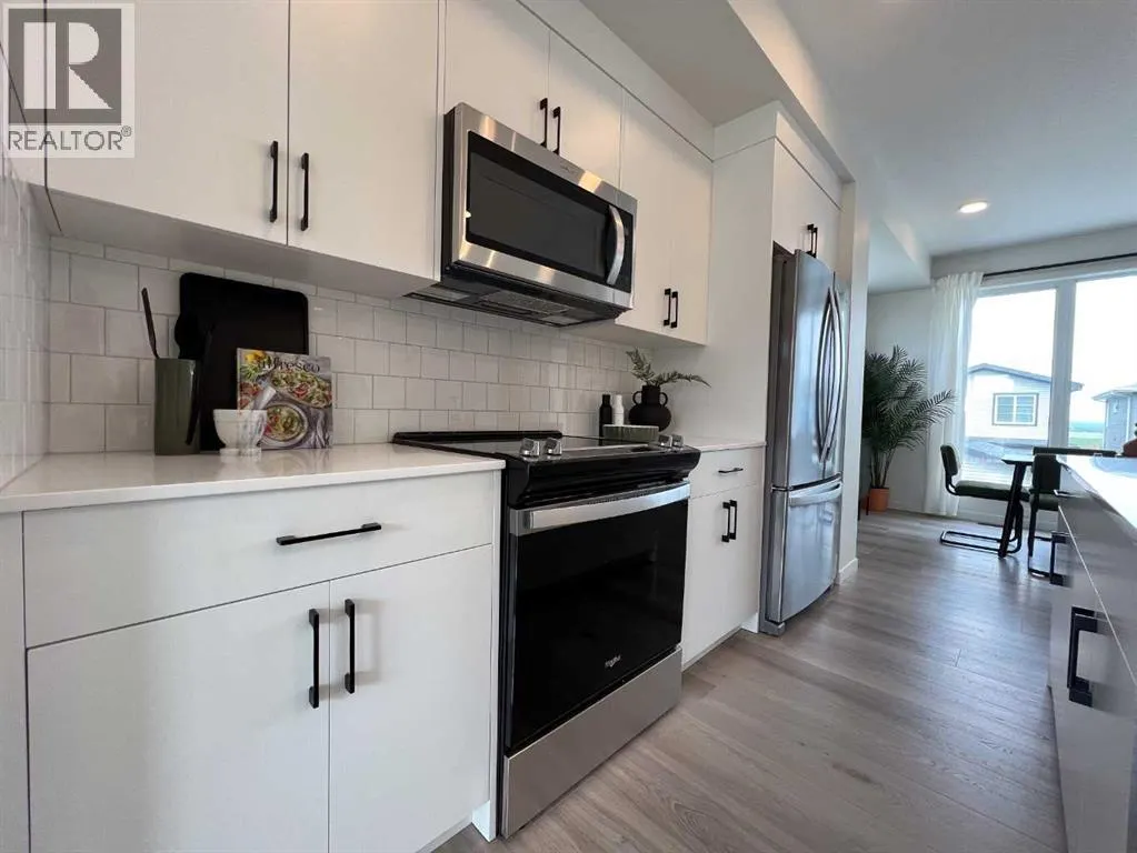 828 Arbour Lake Road NW