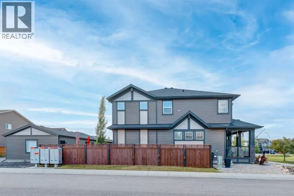 1136 MIDTOWN Lane SW