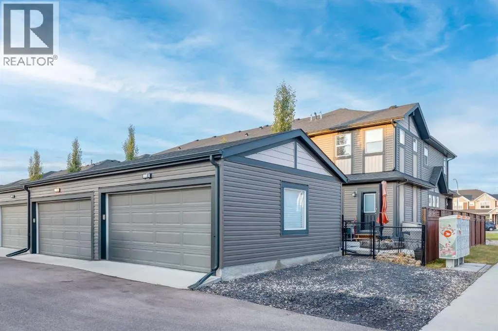 1136 MIDTOWN Lane SW