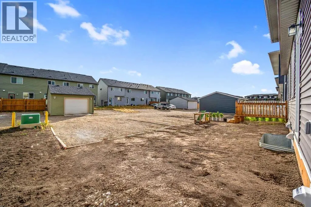 61 Savanna Place NE