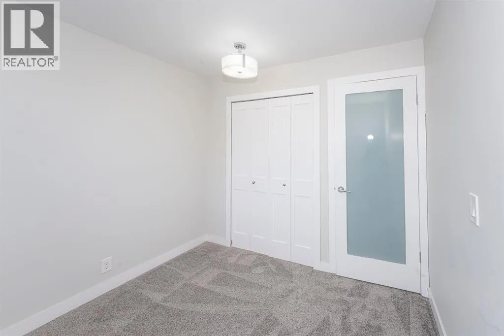 343 Falshire Way NE
