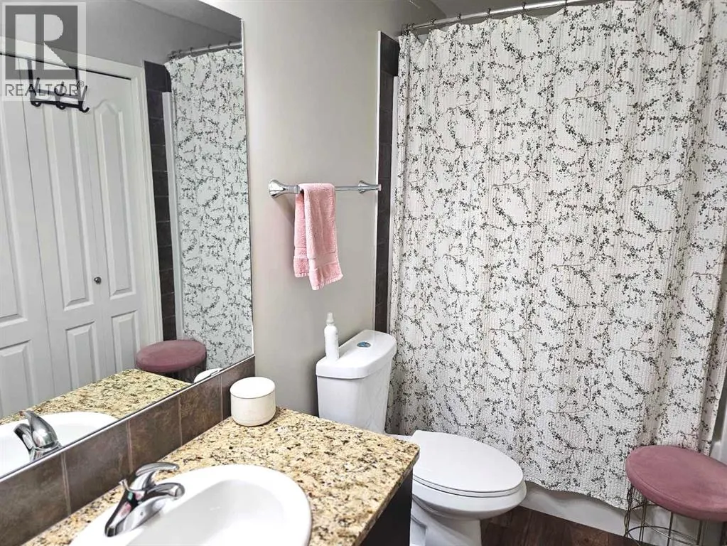 #49, 49 Keystone Terrace W