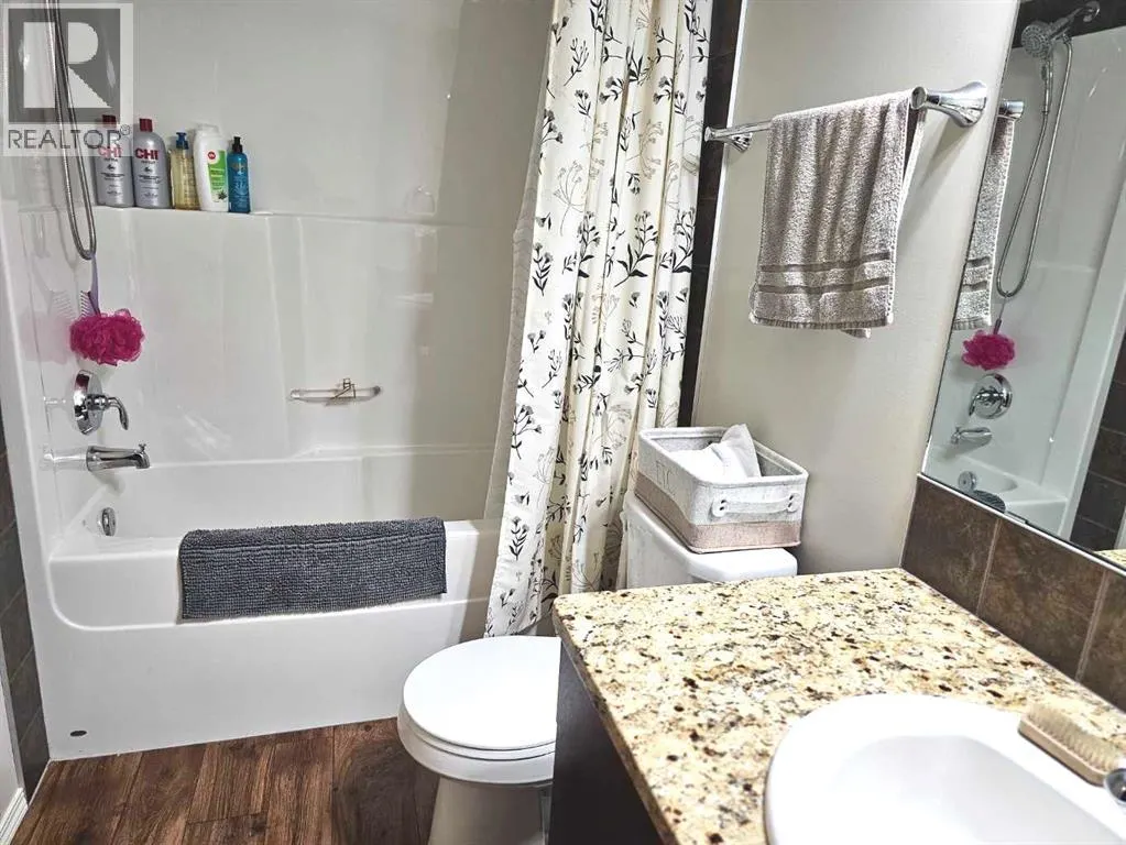 #49, 49 Keystone Terrace W
