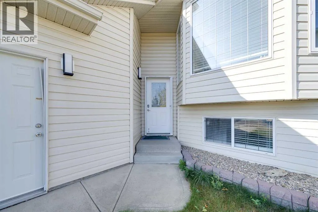 44 Parkside Crescent