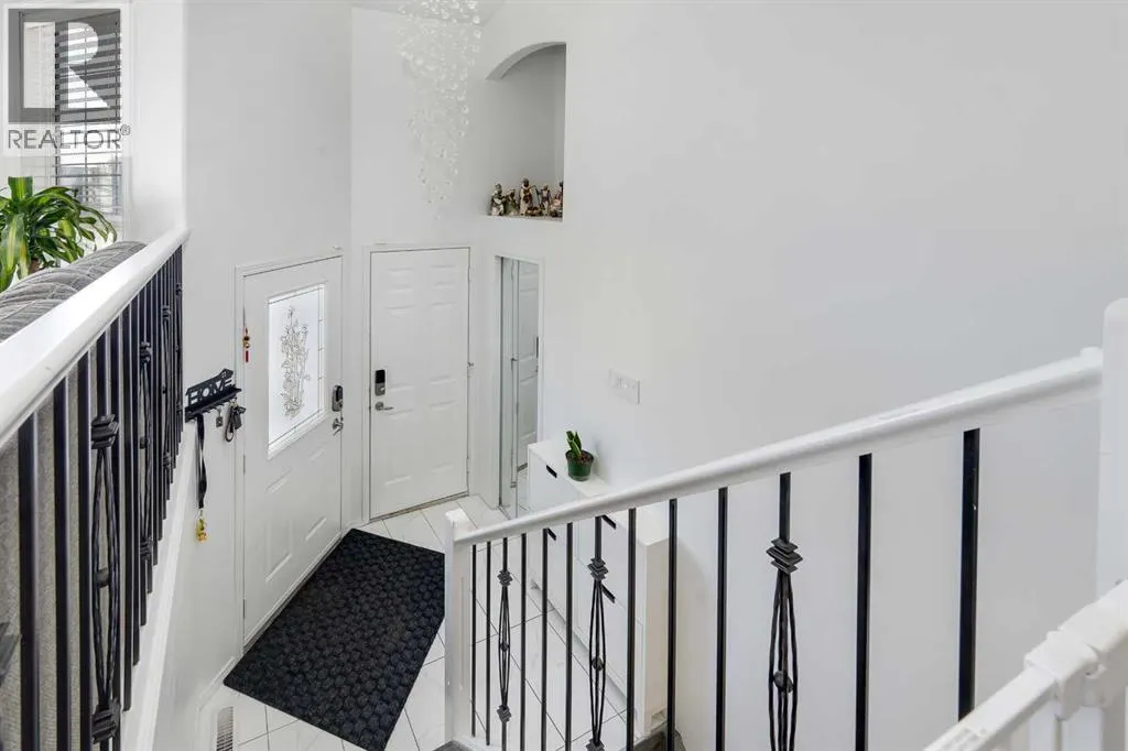 44 Parkside Crescent