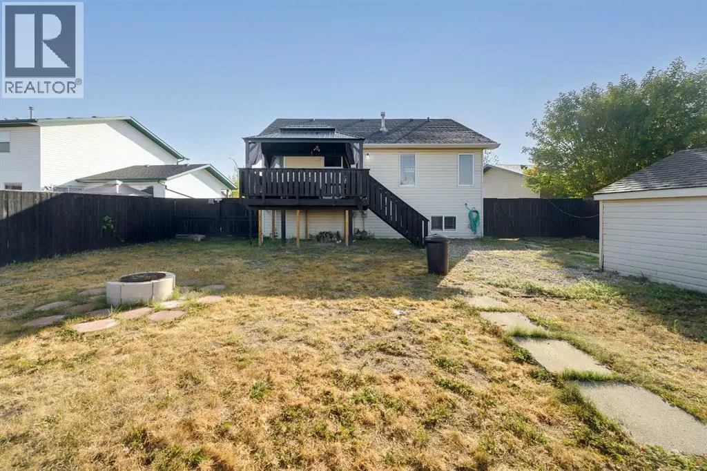 44 Parkside Crescent