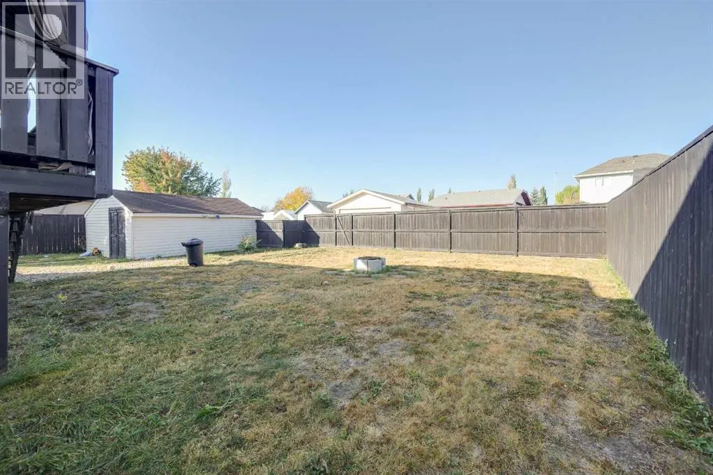 44 Parkside Crescent
