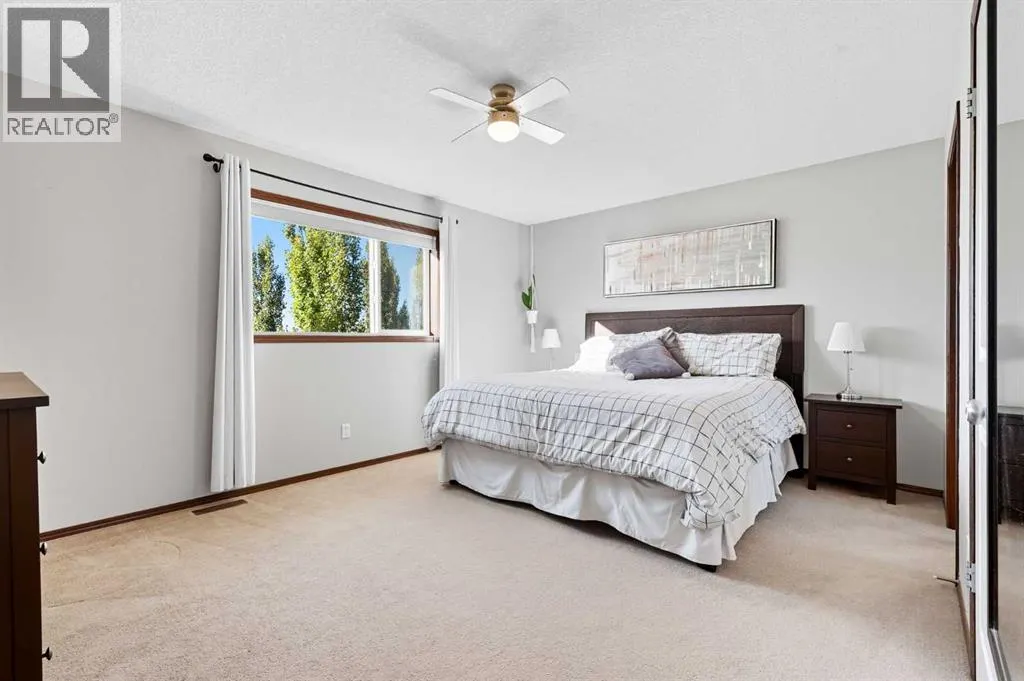 155 Sunset Close
