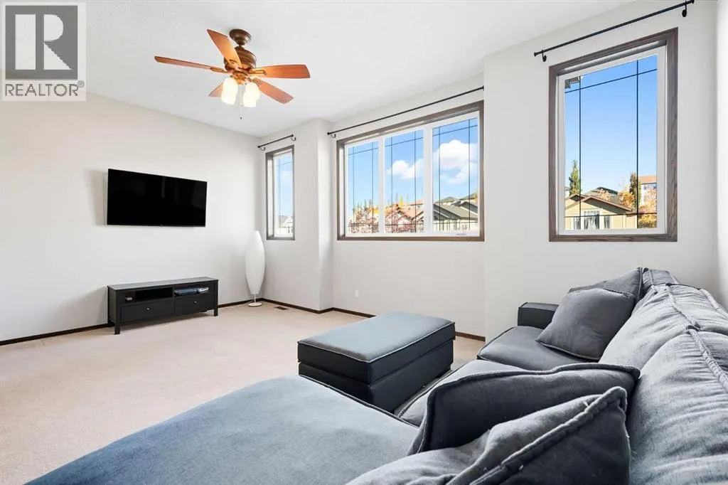 155 Sunset Close