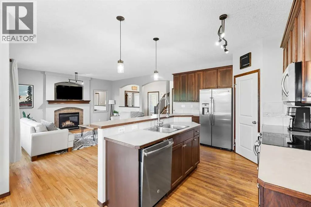 155 Sunset Close