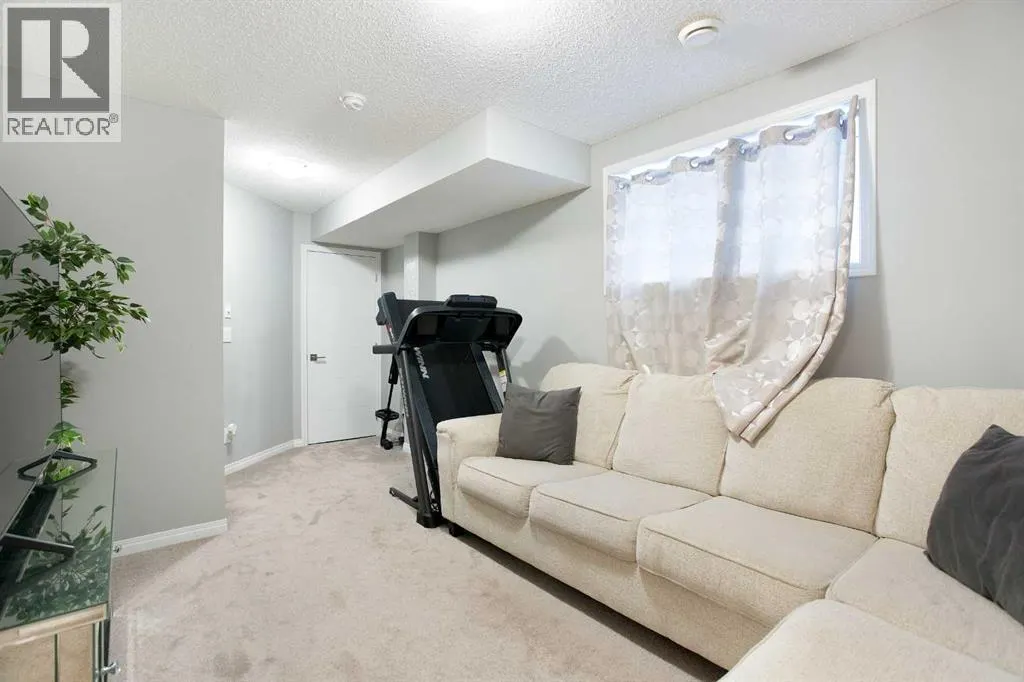 158 Osborne Common SW