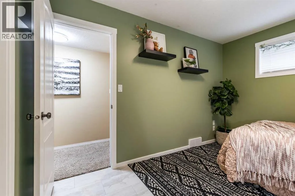 310 Jesmond Drive SW
