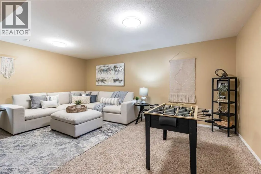 310 Jesmond Drive SW