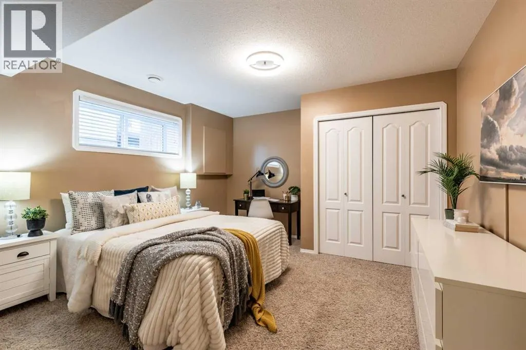 310 Jesmond Drive SW