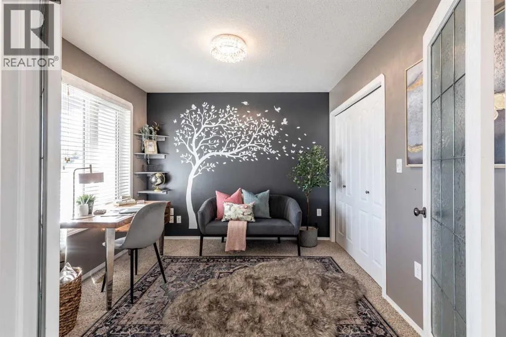 310 Jesmond Drive SW