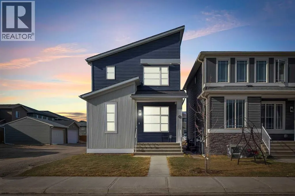 220 Cornerstone Grove NE