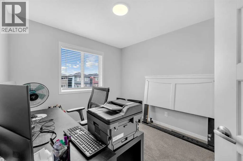 220 Cornerstone Grove NE