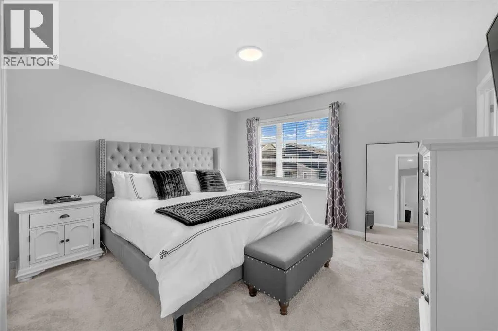 220 Cornerstone Grove NE