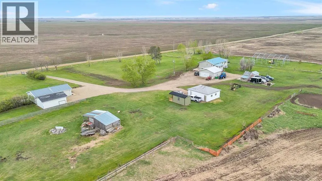 270046 Township Road 284