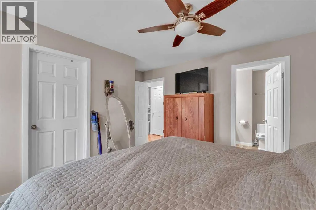 270046 Township Road 284