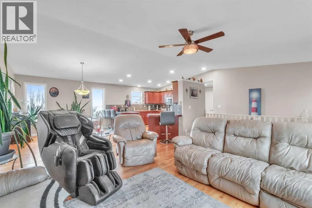 270046 Township Road 284