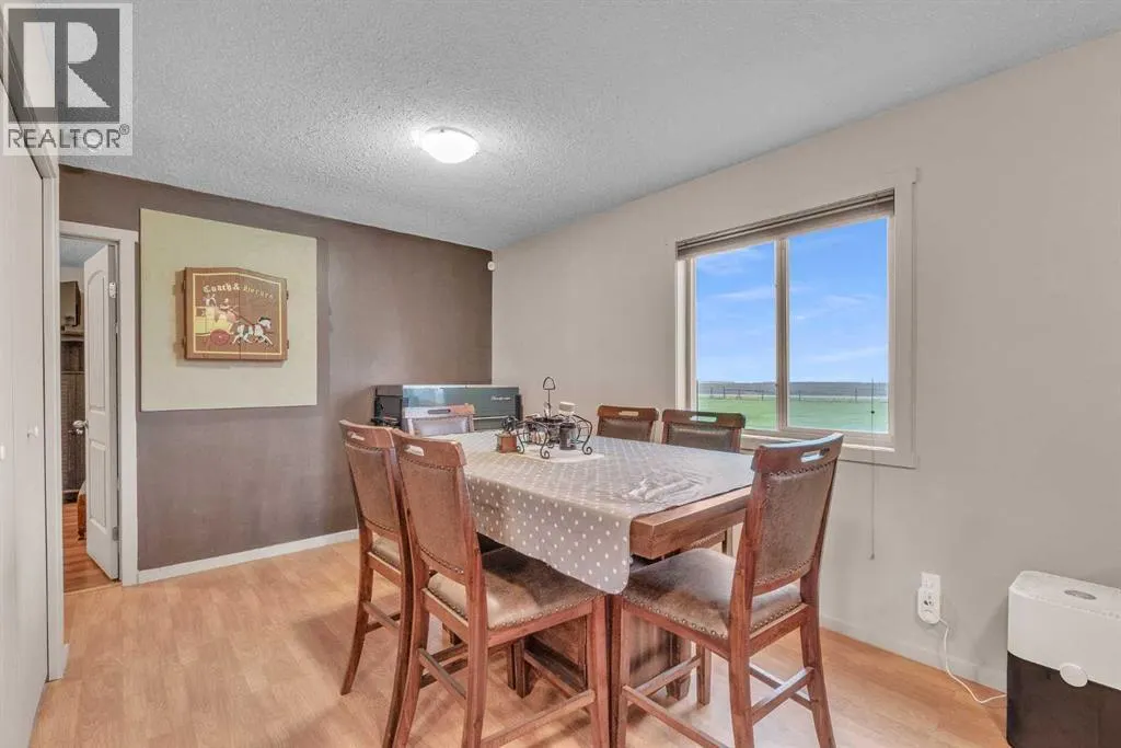 270046 Township Road 284