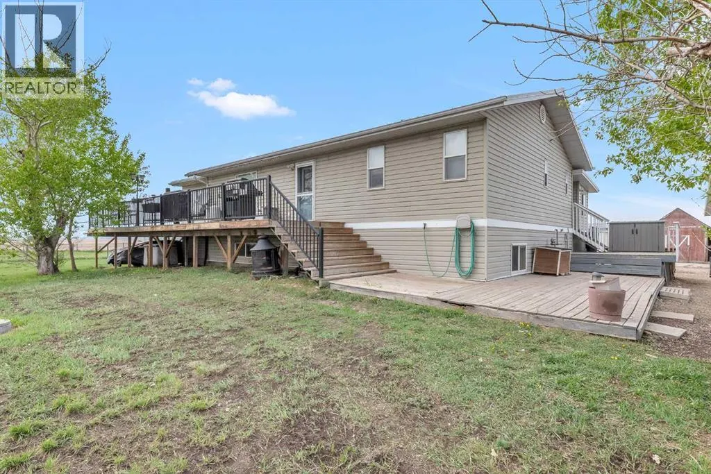270046 Township Road 284