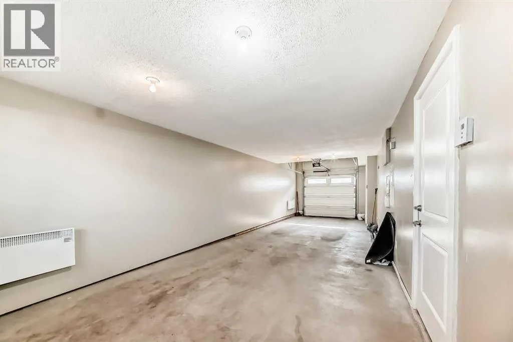 128 Marquis Lane SE
