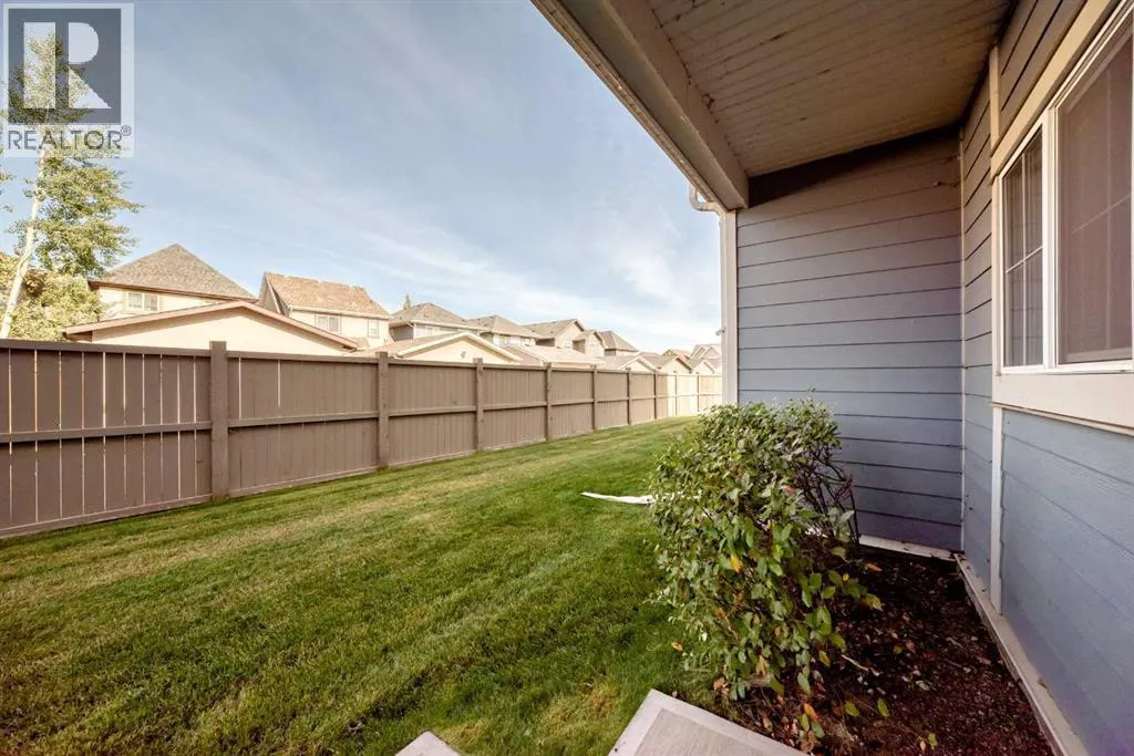 128 Marquis Lane SE
