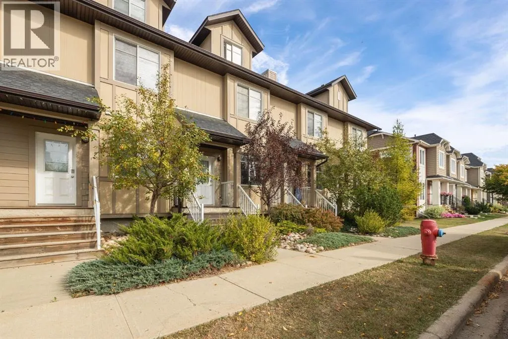 12, 136 Fontaine Crescent