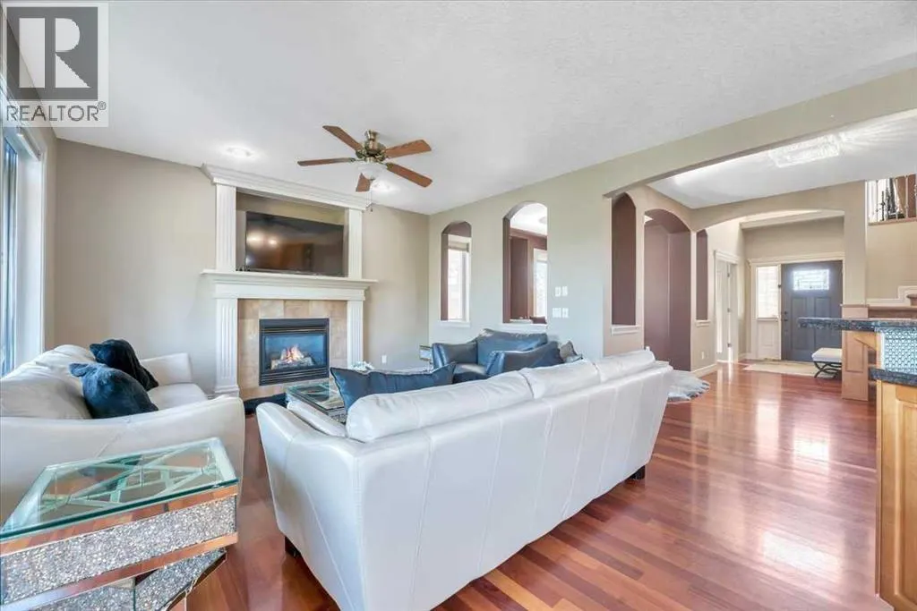 89 Springborough Boulevard SW
