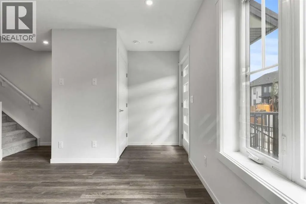 110, 40 Livingston Parade NE