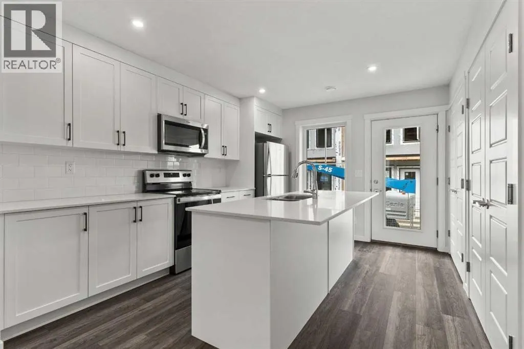 110, 40 Livingston Parade NE