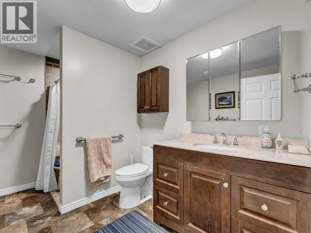 7, 11418 Eagle Butte Road